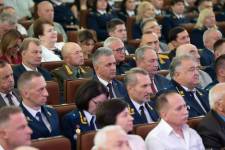 Президент наградил Прокуратуру ПМР Орденом Почета