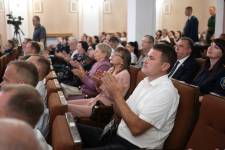 Президент наградил Прокуратуру ПМР Орденом Почета